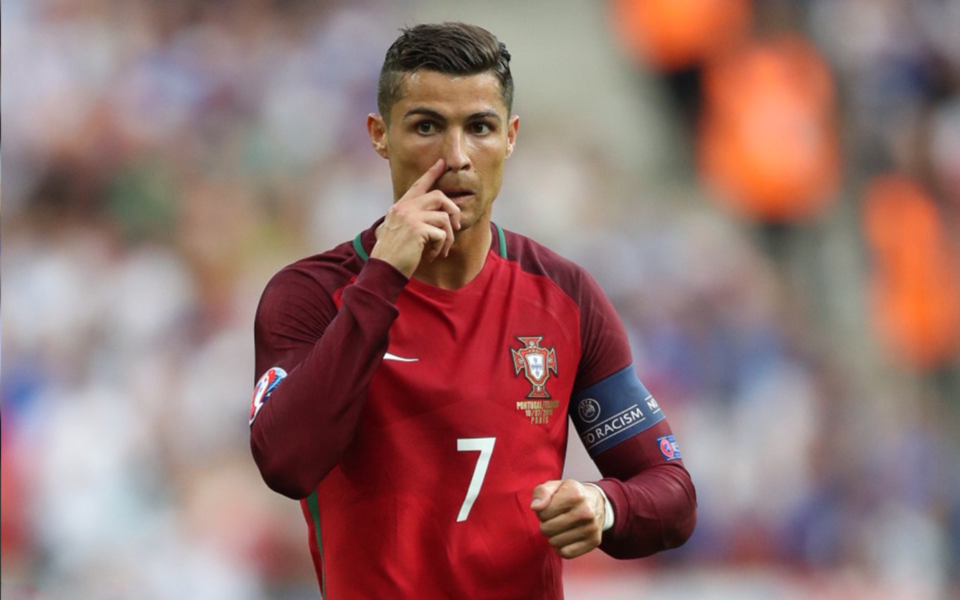 巴黎圣日耳曼4-2战胜里尔，姆巴佩和内马尔建功，巴黎圣日耳曼梅西内马尔姆巴佩